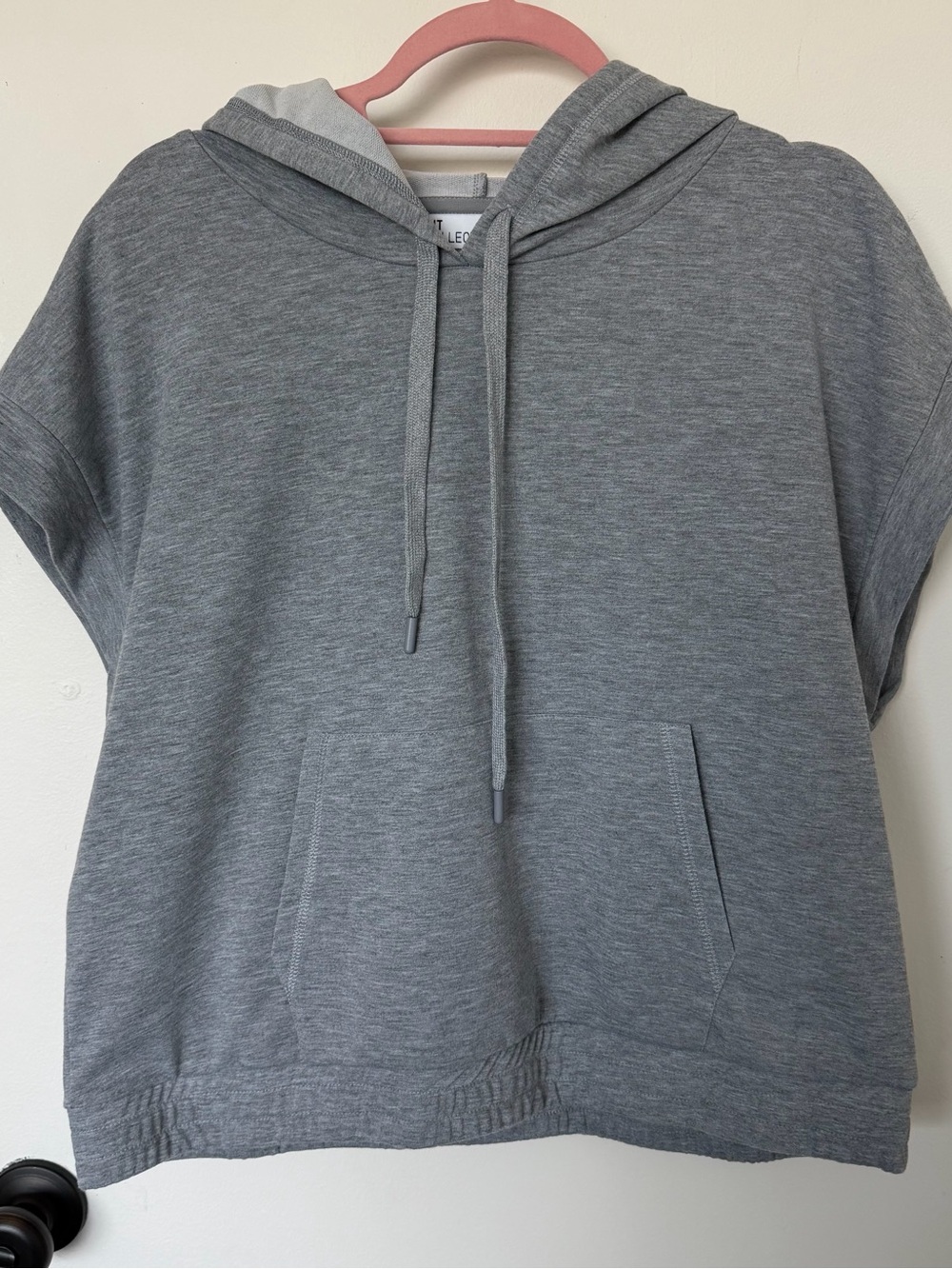Fit Collective Short Sleeve Hoodie Size XL